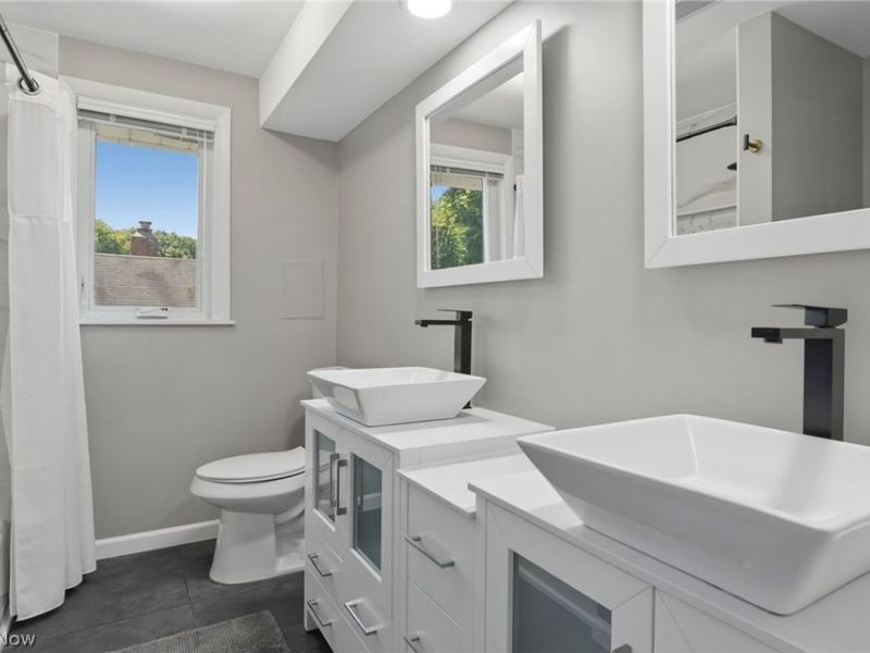 1633 Windsor Drive, Mayfield Heights, OH 44124 Photo 33