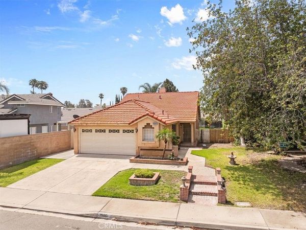 15061 Fuchsia Court , Fontana, CA 92336