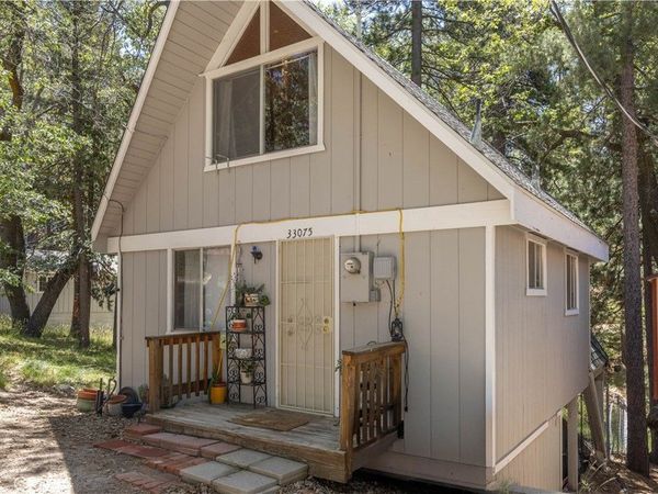 33075 Blue Bird Lane, Running Springs, CA 92382