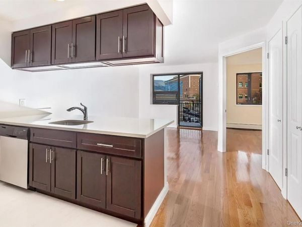 456 W 167th Street , Unit 6G, New York (Manhattan), NY 10032