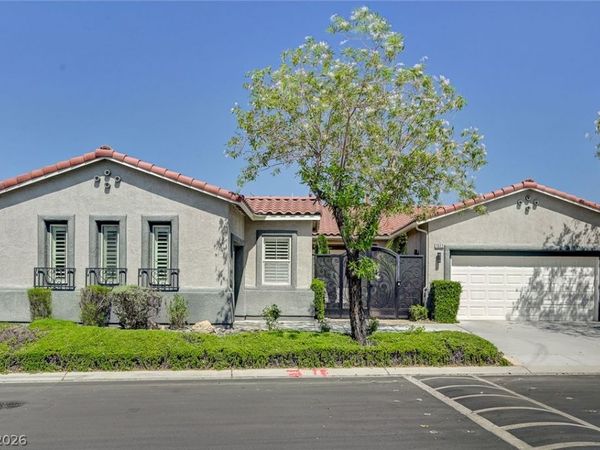 7922 Carson Creek Street , Las Vegas, NV 89113