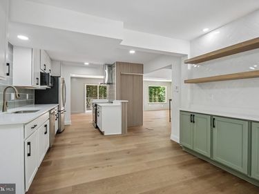 2121 CABOTS POINT LANE, RESTON, VA 20191
