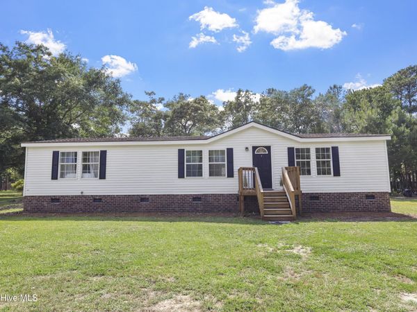 108 Madelyn Drive, Richlands, NC 28574