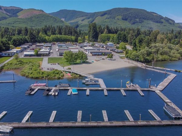 6855 Park Ave , Unit #6, Honeymoon Bay, BC V0R 1G0