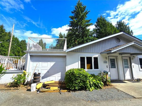 8248 Island Hwy S, Unit #6, Courtenay, BC V0R 1W0