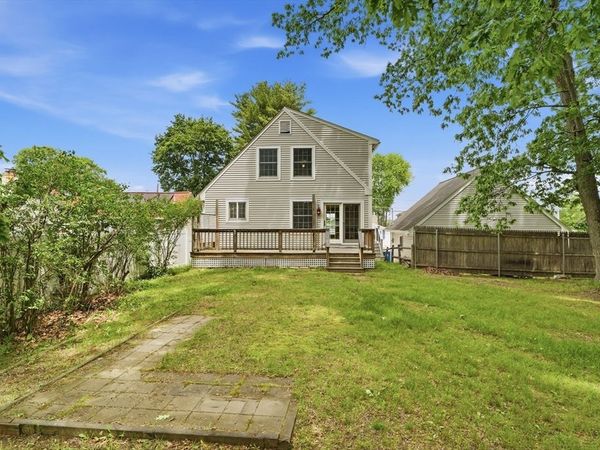 24 Bowers Ave, Tyngsborough, MA 01879