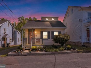226 W TAMMANY STREET, ORWIGSBURG, PA 17961
