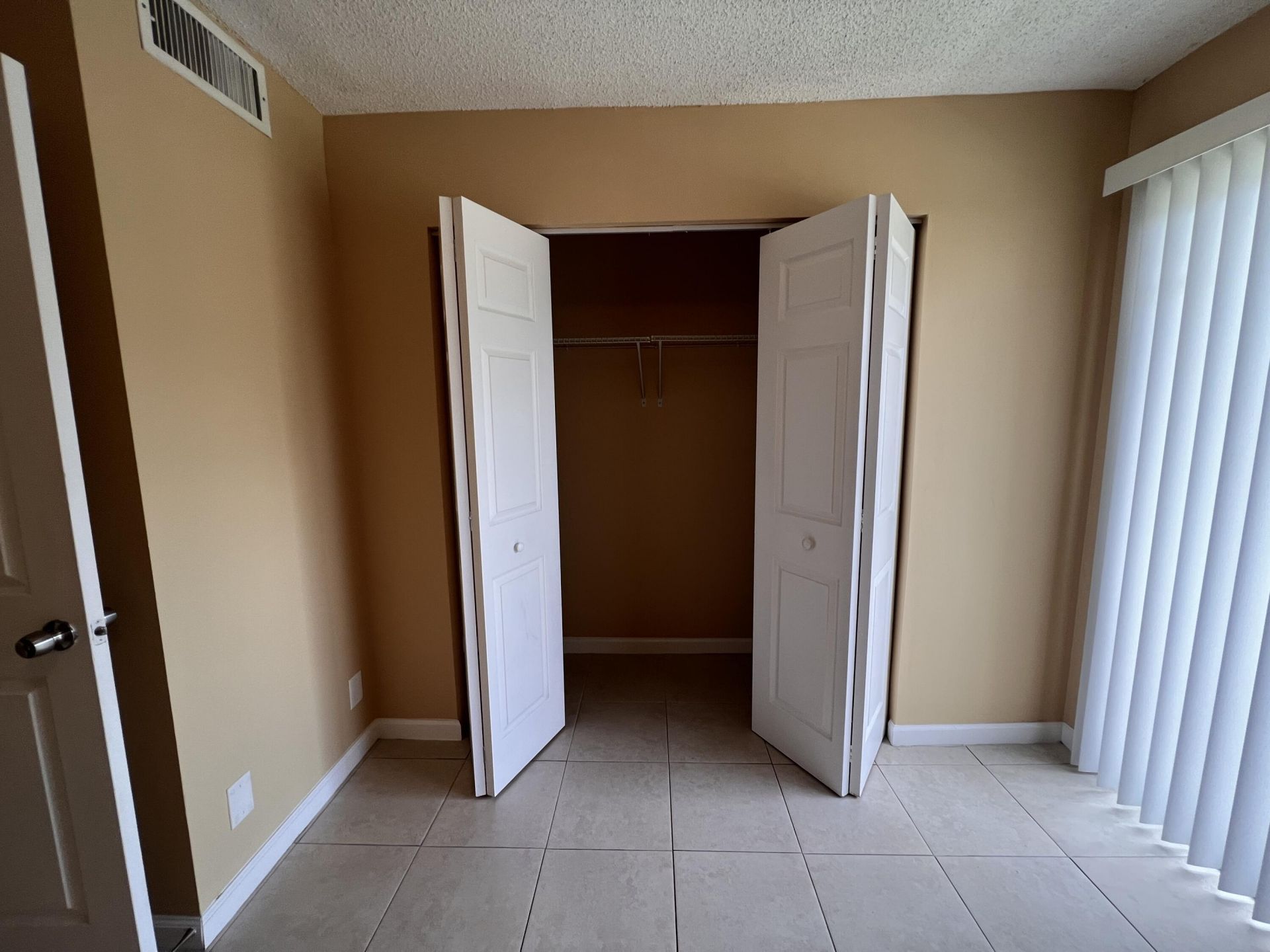 1500 N Congress Avenue, Unit A207, West Palm Beach, FL 33401 Photo