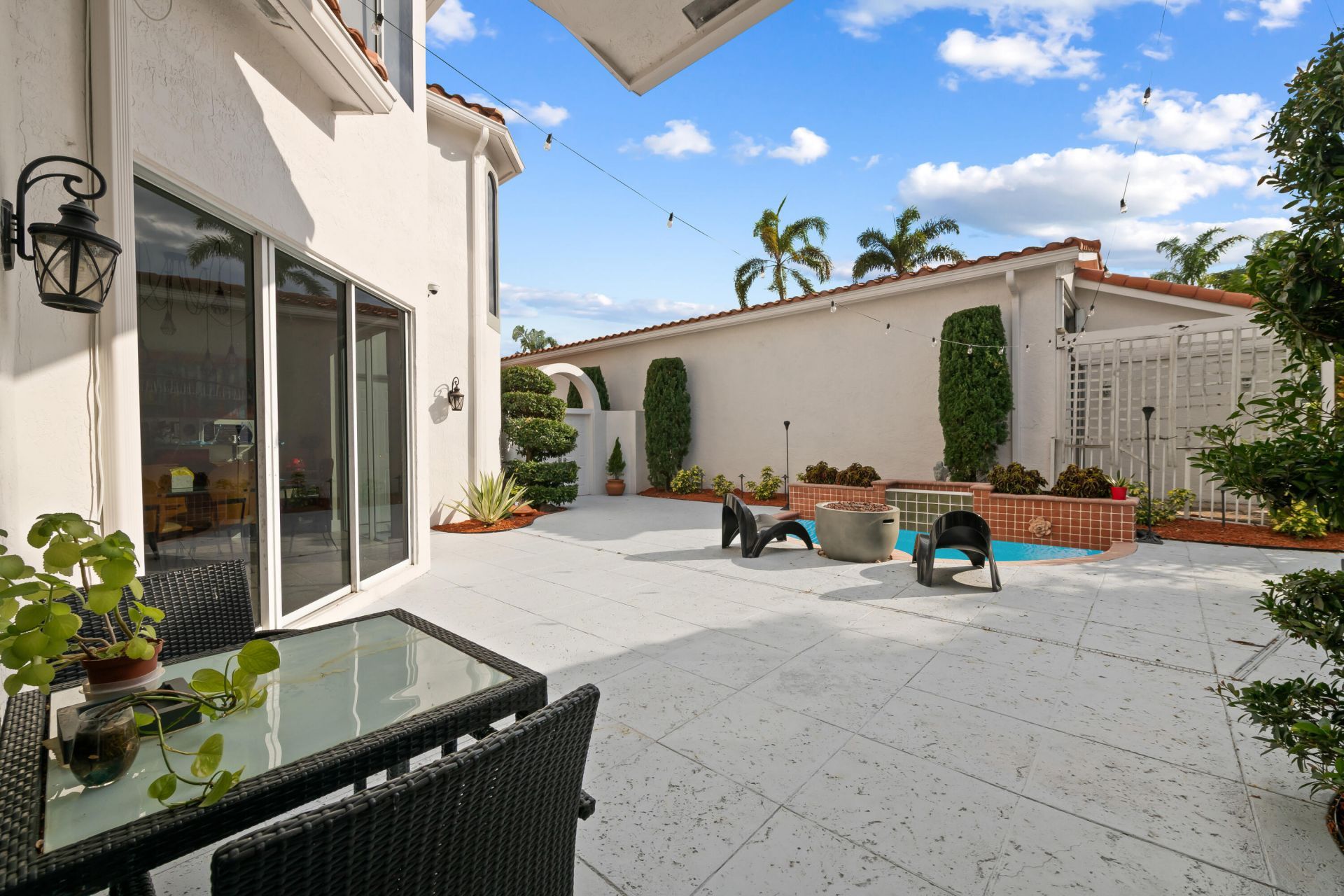 980 Bel Aire Drive West, Pembroke Pines, FL 33027 Photo
