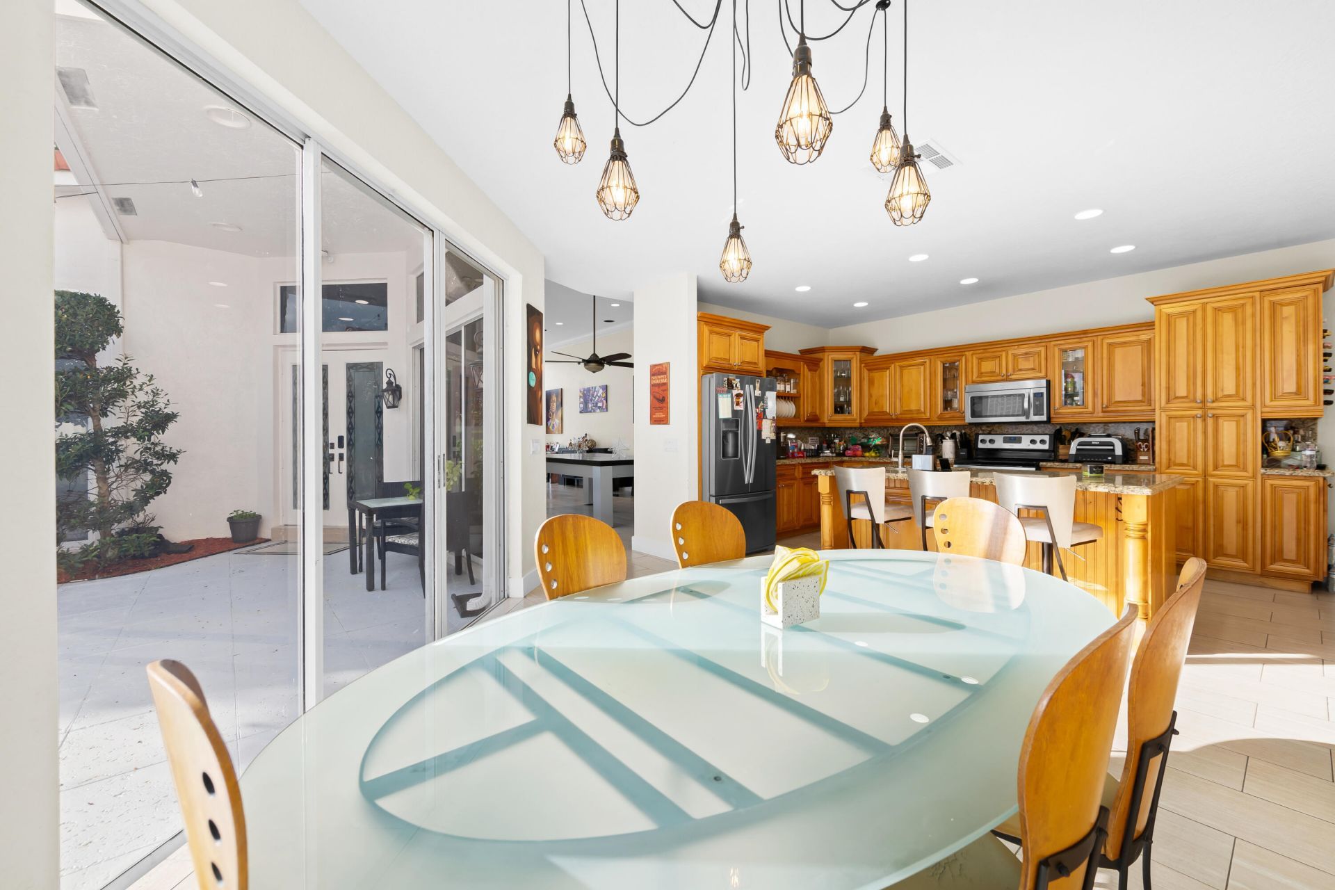 980 Bel Aire Drive West, Pembroke Pines, FL 33027 Photo