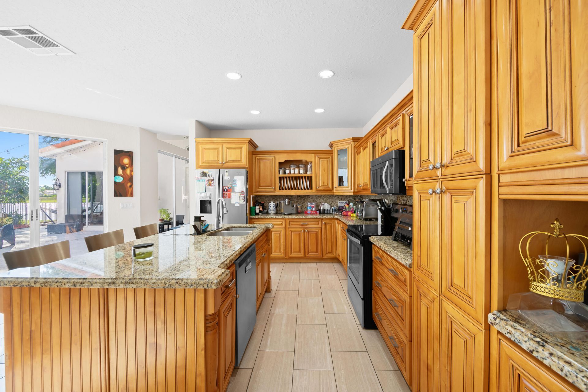 980 Bel Aire Drive West, Pembroke Pines, FL 33027 Photo