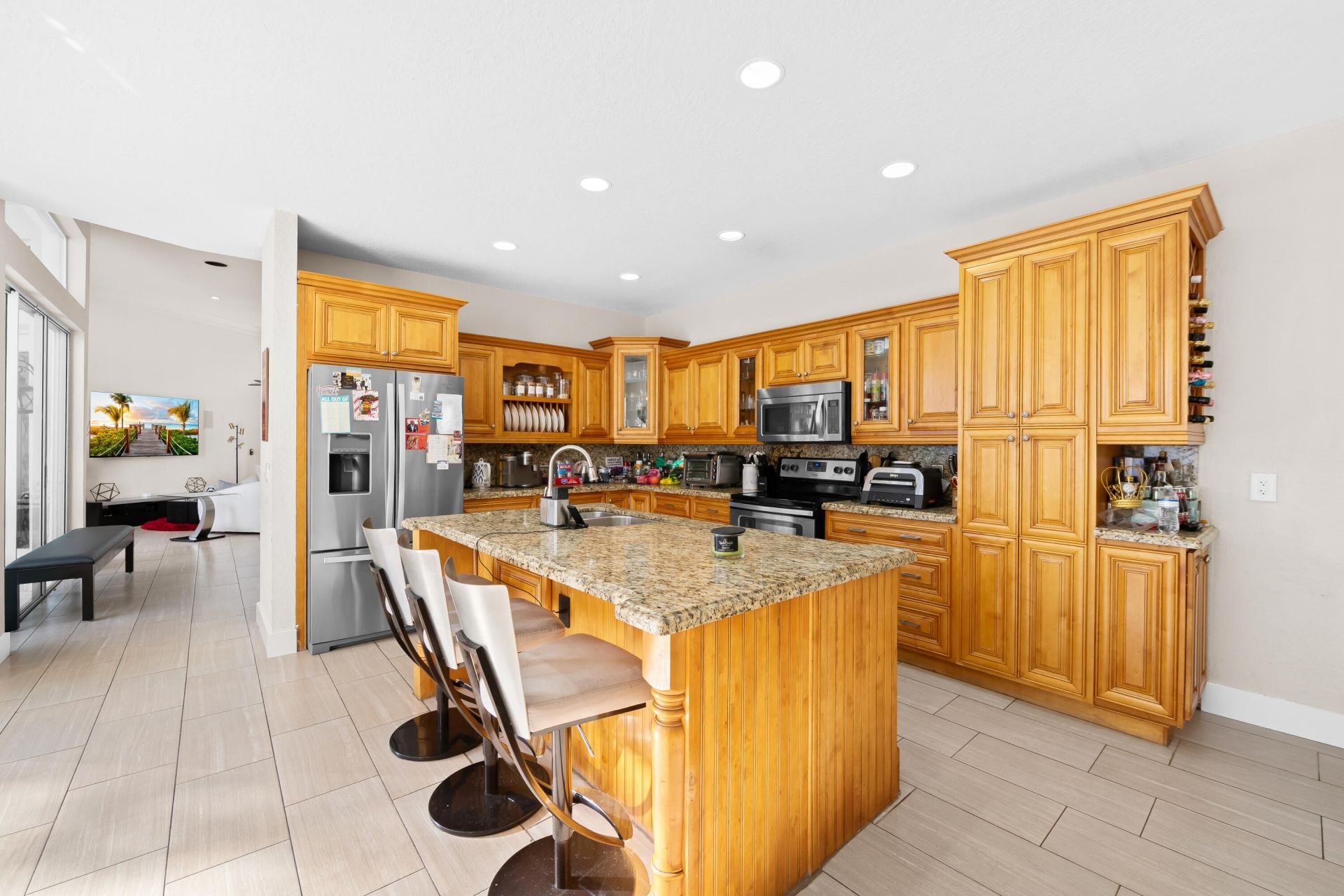 980 Bel Aire Drive West, Pembroke Pines, FL 33027 Photo
