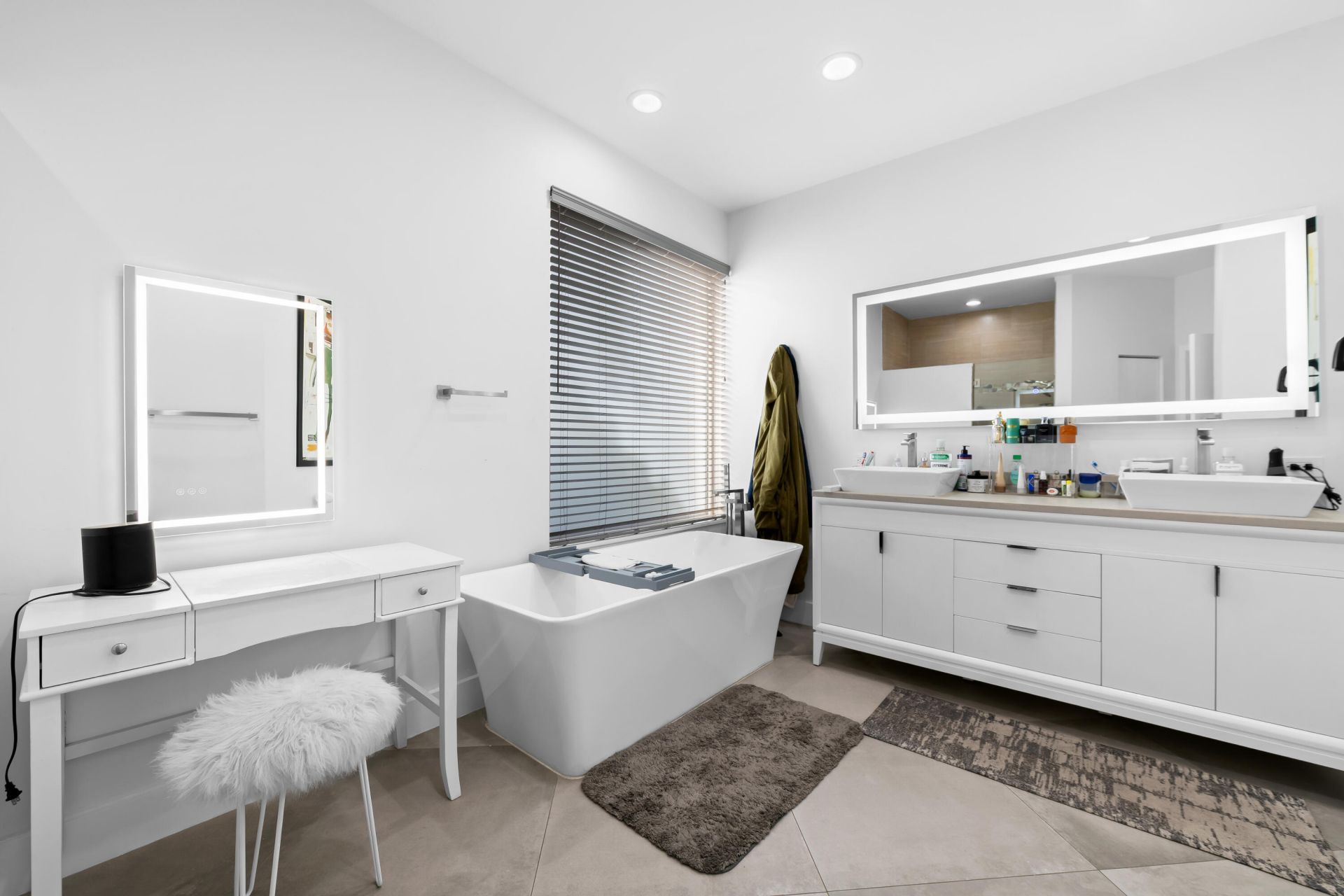 980 Bel Aire Drive West, Pembroke Pines, FL 33027 Photo
