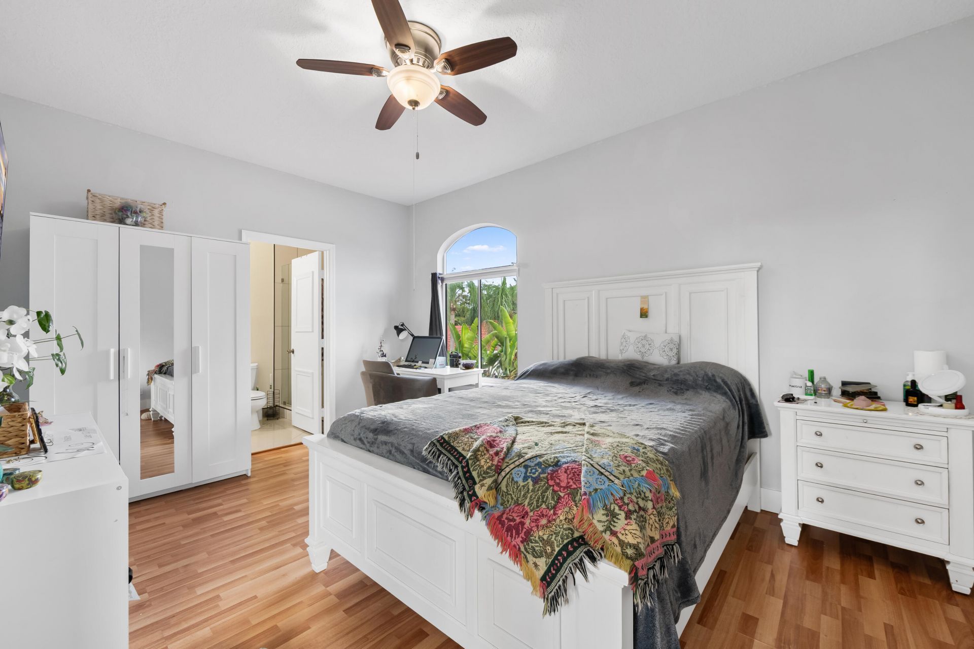 980 Bel Aire Drive West, Pembroke Pines, FL 33027 Photo
