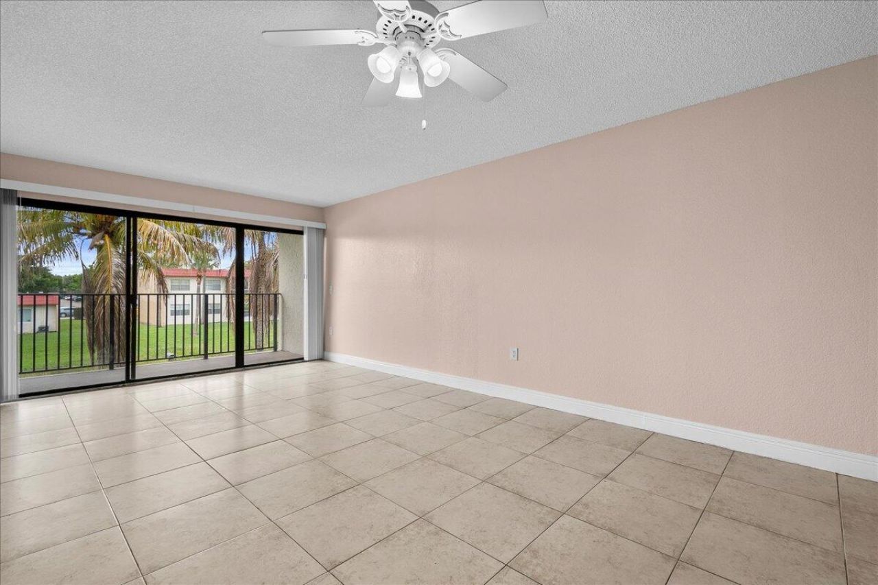1524 Lake Crystal Drive, Unit F, Royal Palm Beach, FL 33411 Photo