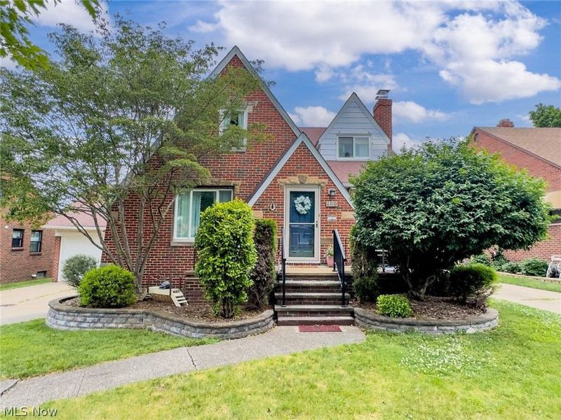6110 Hollywood Drive, Parma, OH 44129 Photo 1