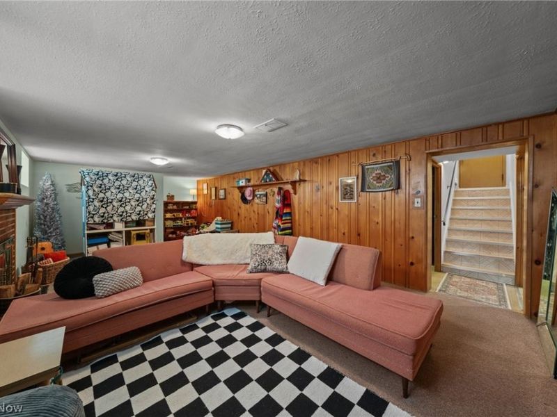 6110 Hollywood Drive, Parma, OH 44129 Photo 35