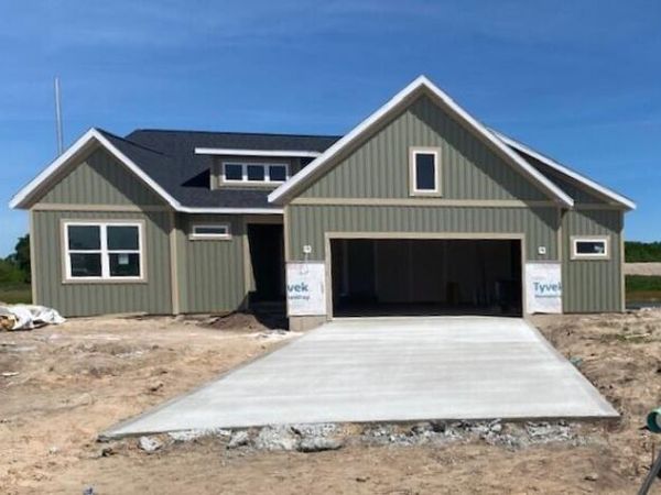 322 Blue Ash Lane, Coopersville, MI 49404