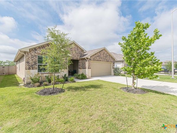 844 Peccary Place , Seguin, TX 78155