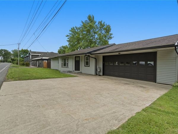 290 County Route 37, Central Square, NY 13036