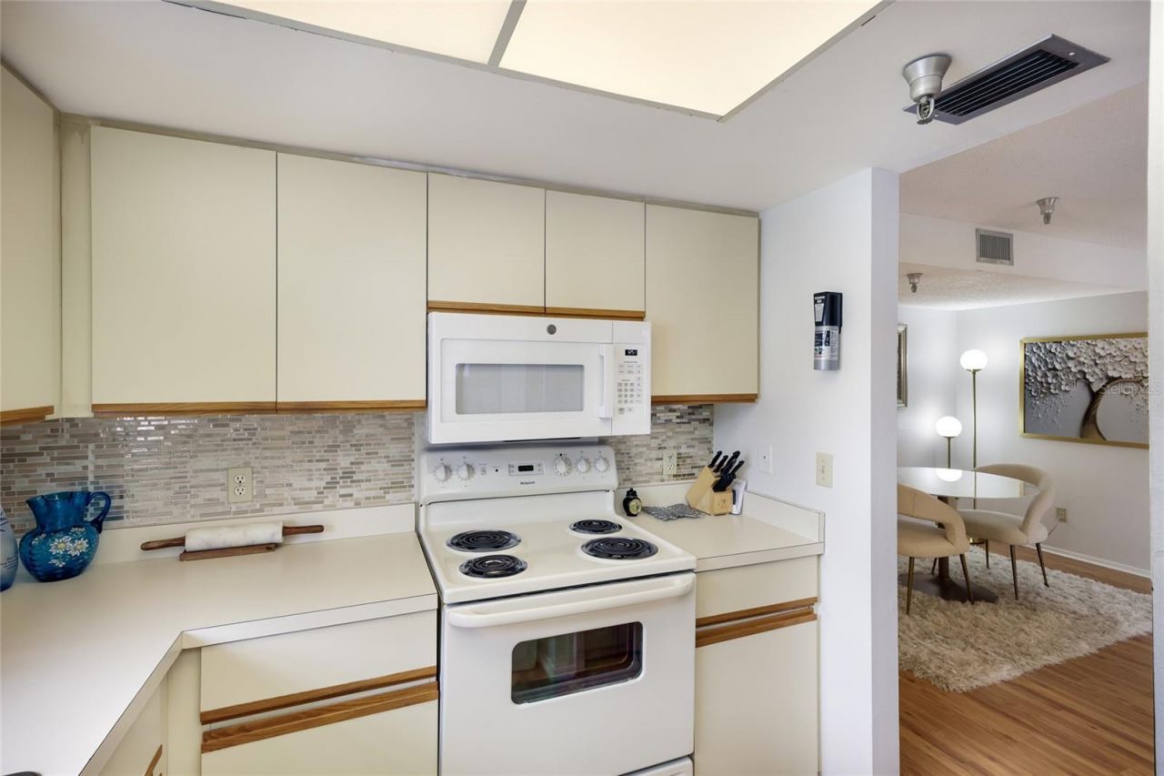 6304 Pointe West Boulevard, Unit A310, Bradenton, FL 34209 Photo