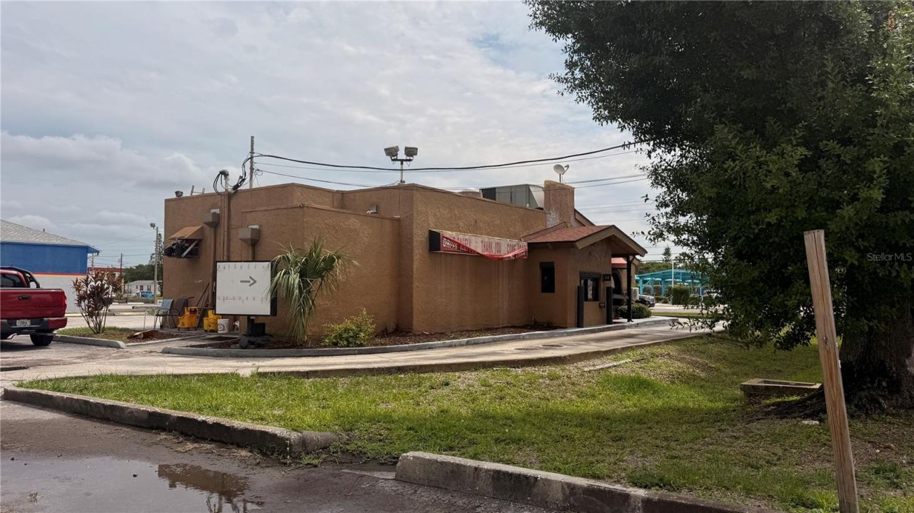 5600 66th Street N, Saint Petersburg, FL 33709 Photo
