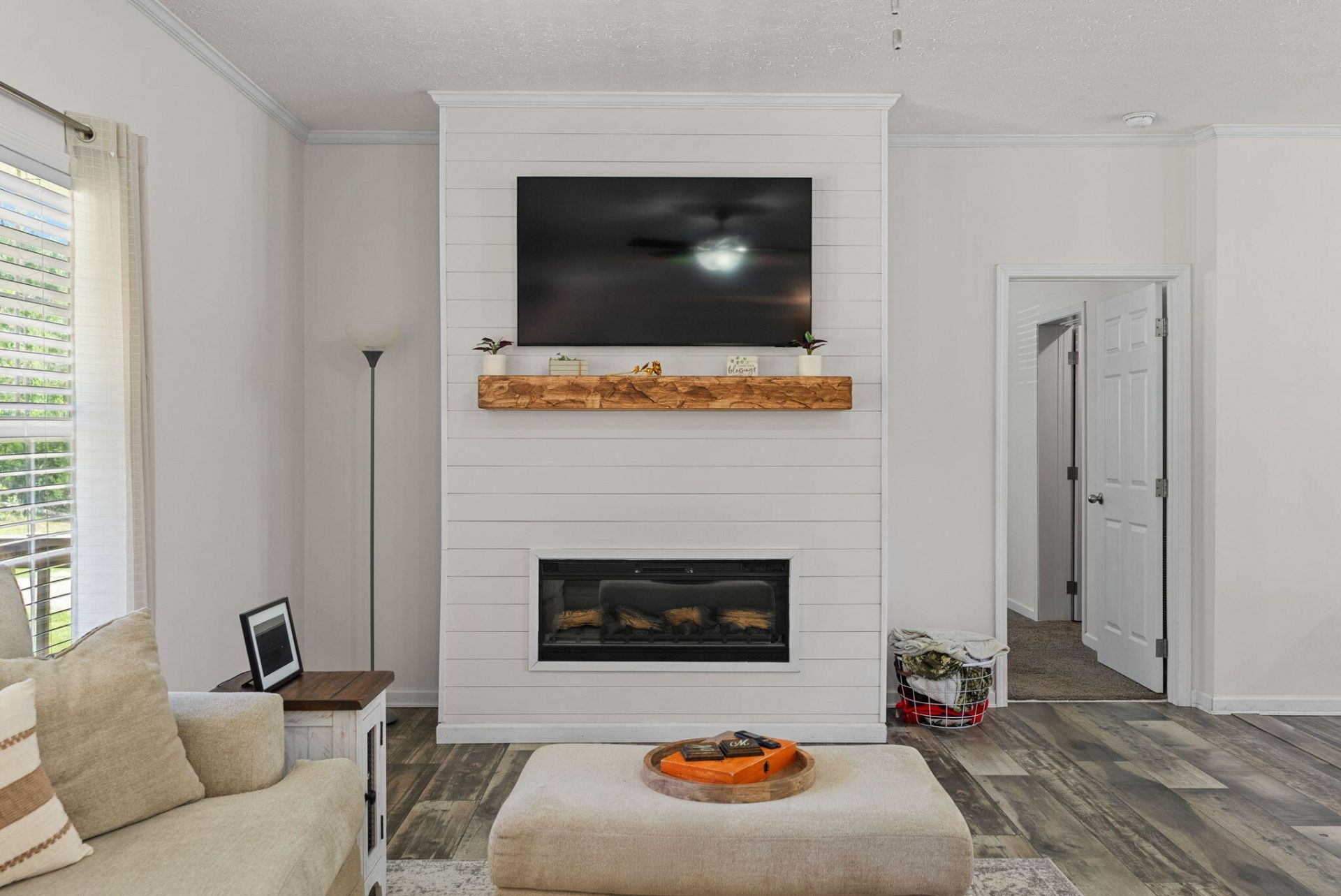 206 Salem Road Photo 11