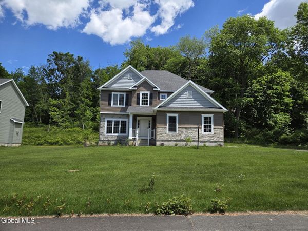 44 Waterford Avenue, Latham, NY 12110