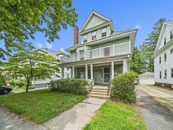 363 White St, Springfield, MA 01108