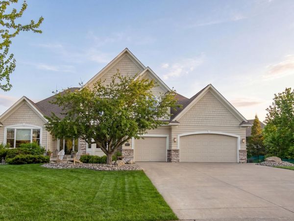 11503 Armstrong Court, Inver Grove Heights, MN 55077