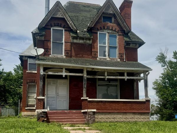 337 CHESTNUT Street, Quincy, IL 62301
