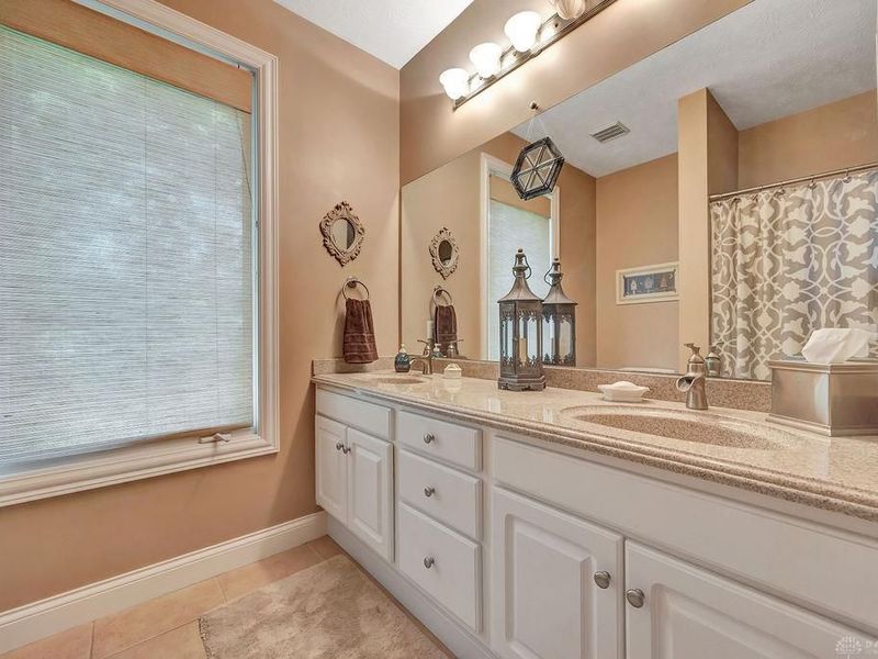 1271 Oakleaf Drive, Beavercreek, OH 45434 Photo 32