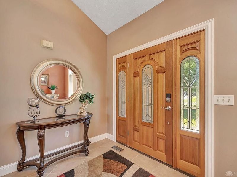 1271 Oakleaf Drive, Beavercreek, OH 45434 Photo 5