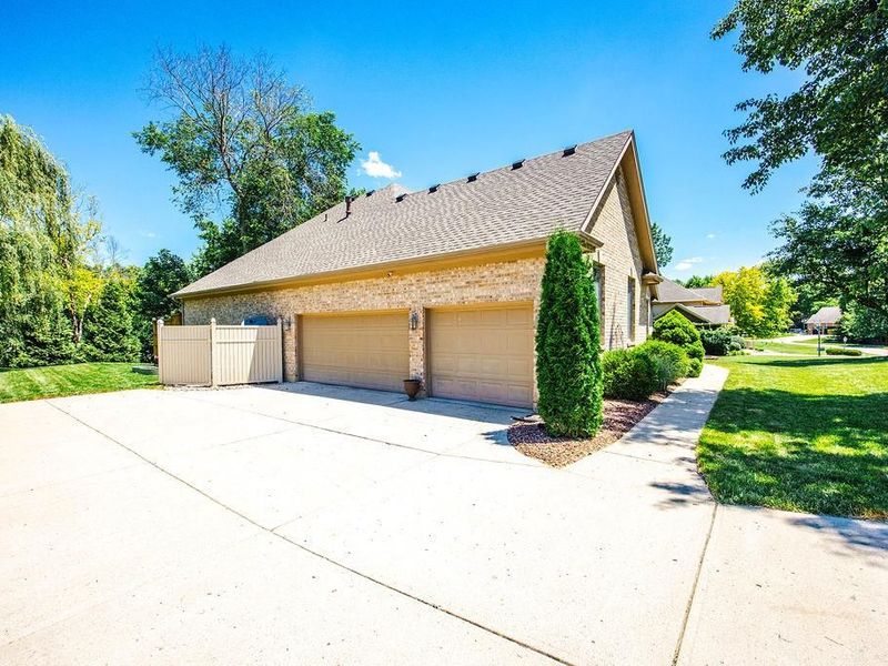 1271 Oakleaf Drive, Beavercreek, OH 45434 Photo 54
