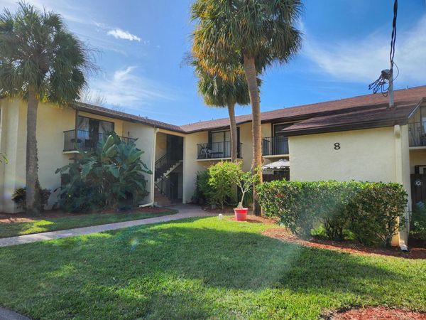 2050 Oleander Boulevard, Unit 8-109, Fort Pierce, FL 34950