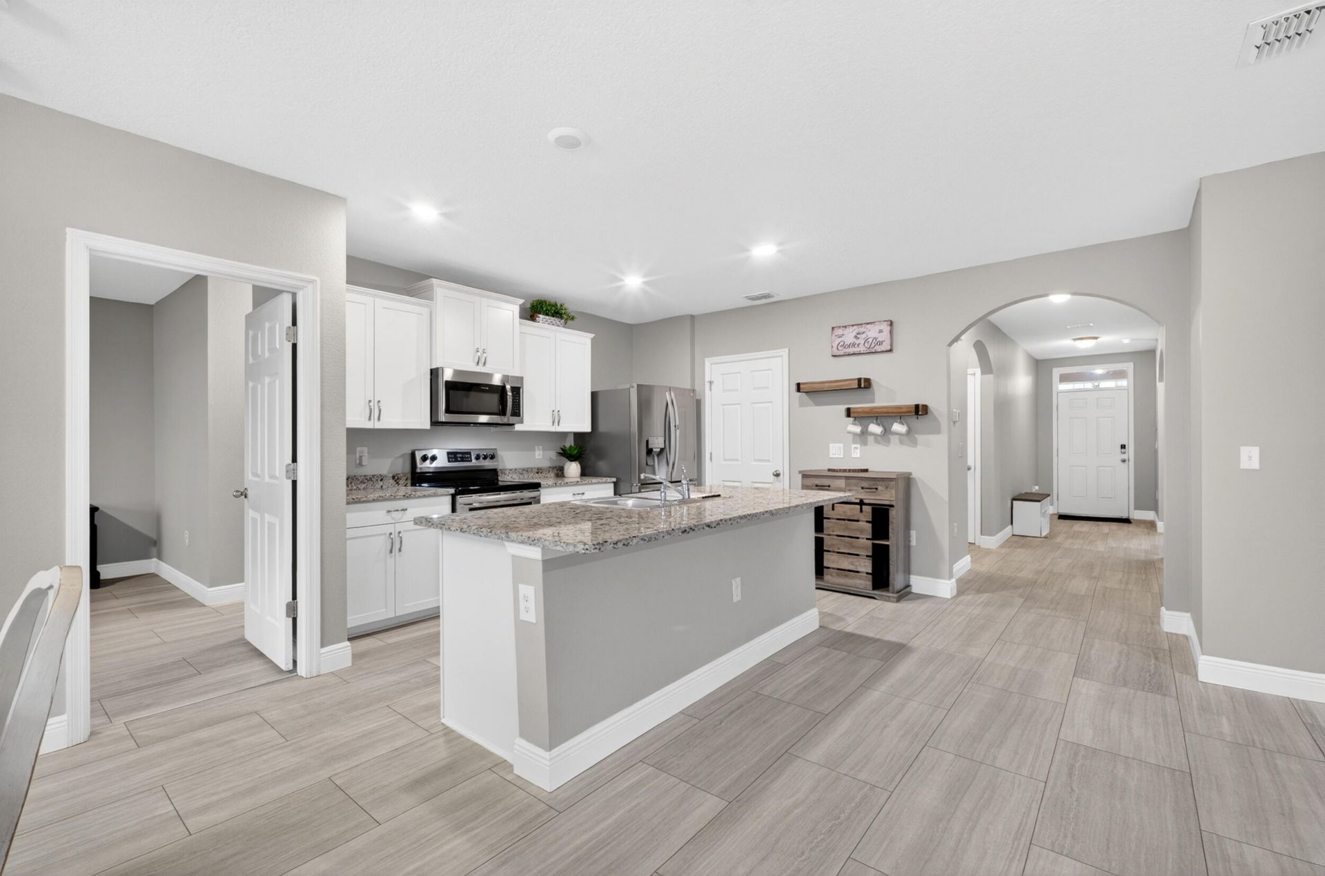 6109 NW Regent Street, Port Saint Lucie, FL 34983 Photo