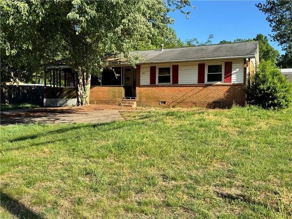 1400 Sedgefield Drive , Winston-Salem, NC 27107