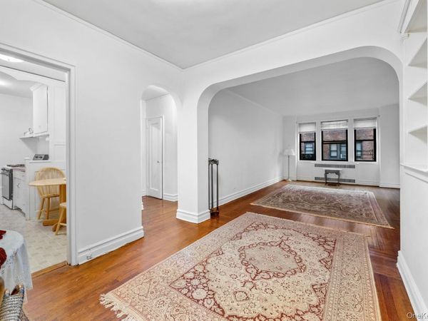 35-16 85th street , Unit 3H, Jackson Heights, NY 11372