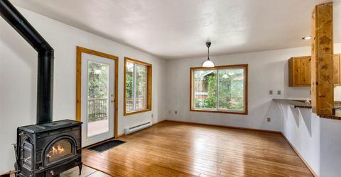 8800 Loch Levon Avenue, Kings Beach, CA 96143 Photo
