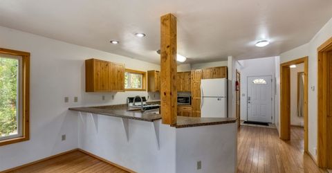 8800 Loch Levon Avenue, Kings Beach, CA 96143 Photo