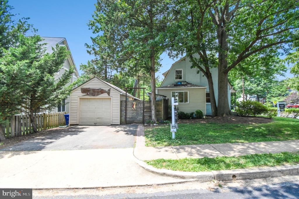 6100 Washington Boulevard, Arlington, VA 22205 Main Photo