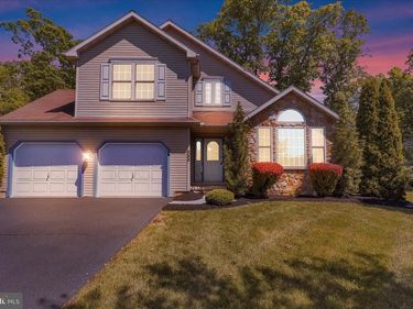 223 WOODBRIDGE LANE, DOUGLASSVILLE, PA 19518
