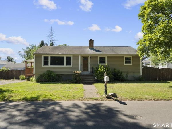 215 Wellington , Stratford, CT 06615