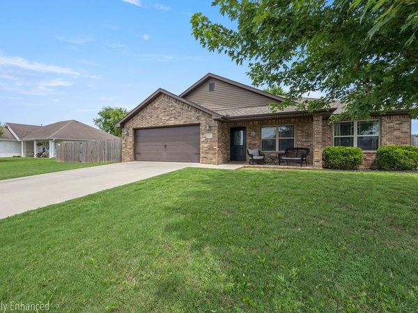 1401 Arkansas Lane , Prairie Grove, AR 72753