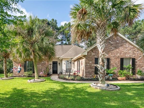 14092 RIVERLAKE Drive, Covington, LA 70435