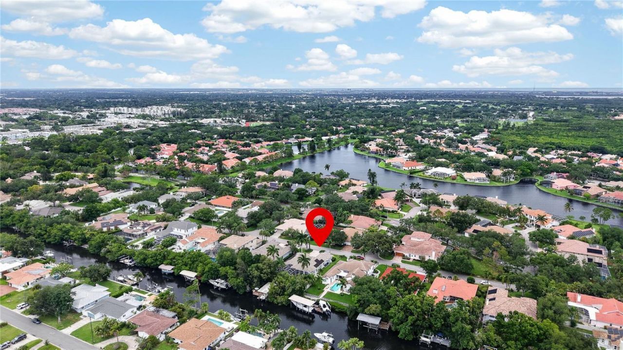 820 Sand Pine Drive Ne, Saint Petersburg, FL 33703 Photo
