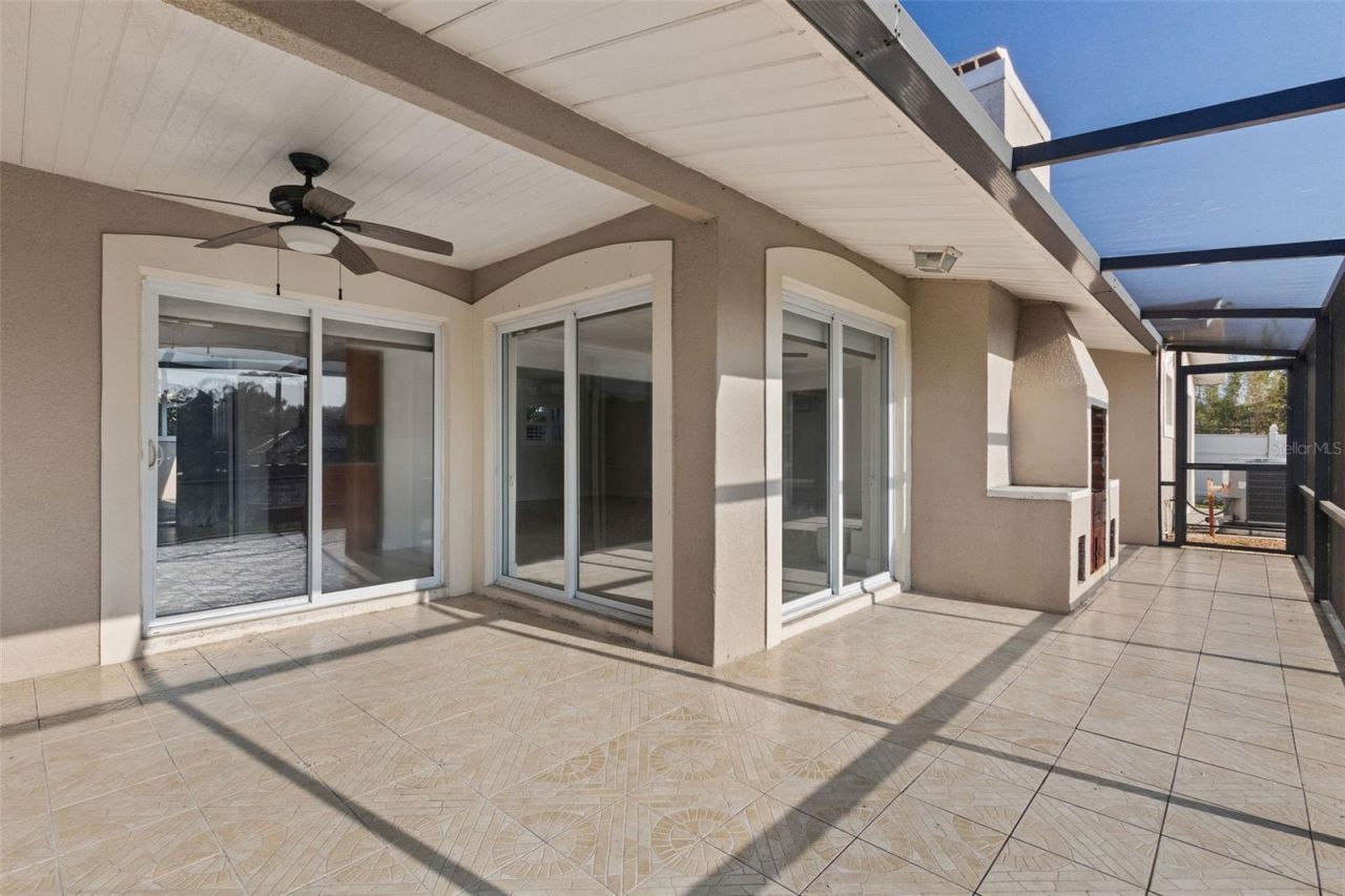 3945 Fontainebleau Drive, Tampa, FL 33634 Photo