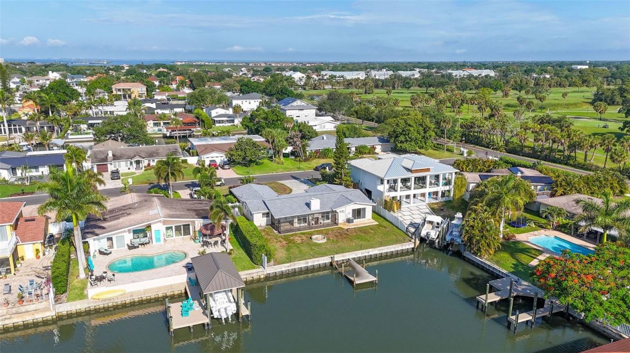3945 Fontainebleau Drive, Tampa, FL 33634 Photo