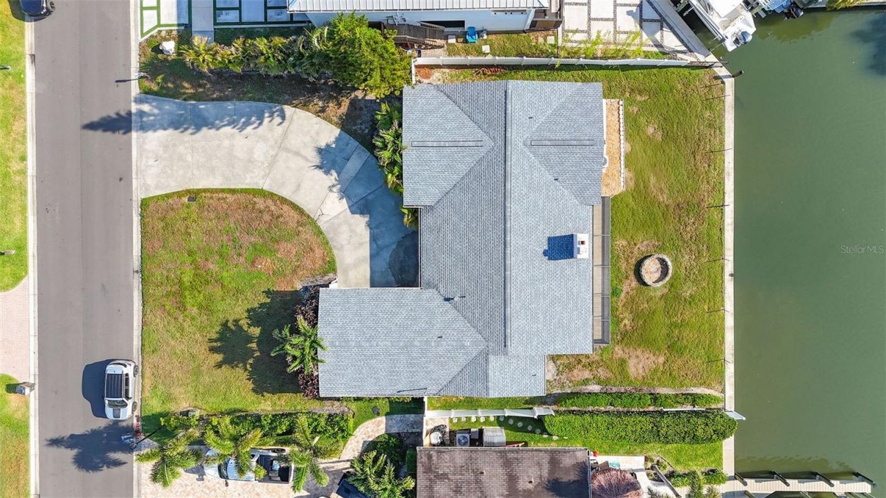 3945 Fontainebleau Drive, Tampa, FL 33634 Photo