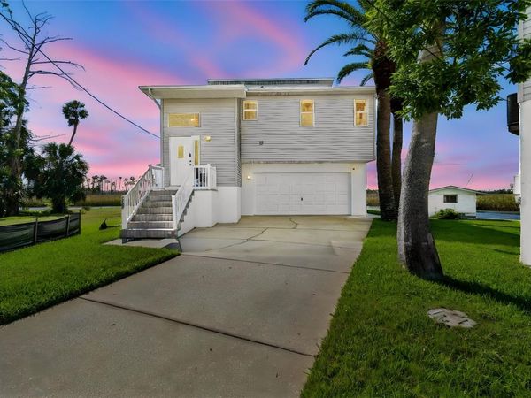 5247 TROPICAL POINT , WEEKI WACHEE, FL 34607